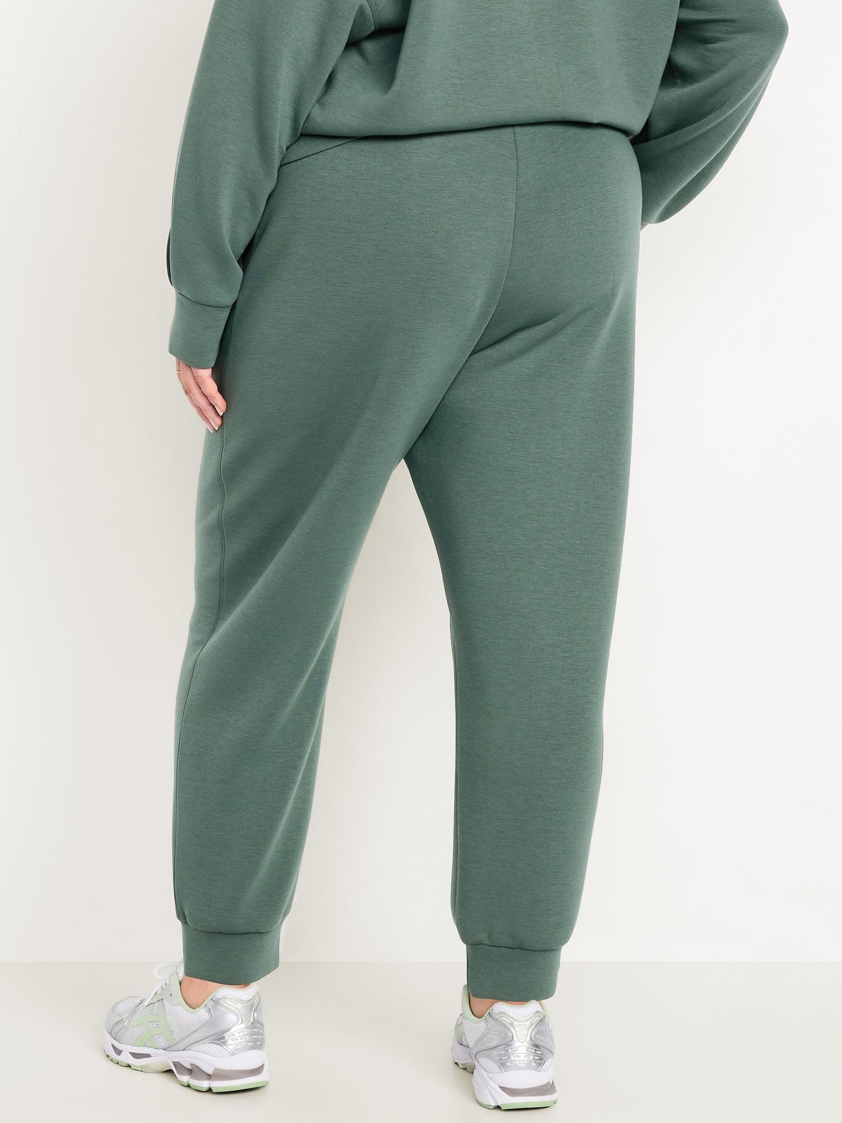 High-Waisted Bounce Fleece Jogger Sweatpants