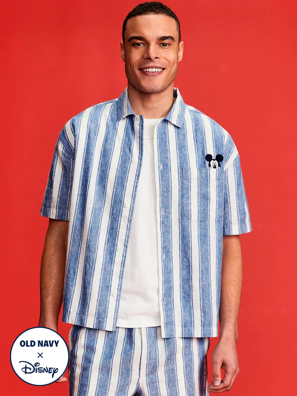 Old Navy x Disney© Mickey Mouse Linen-Blend Cropped Utility Shirt
