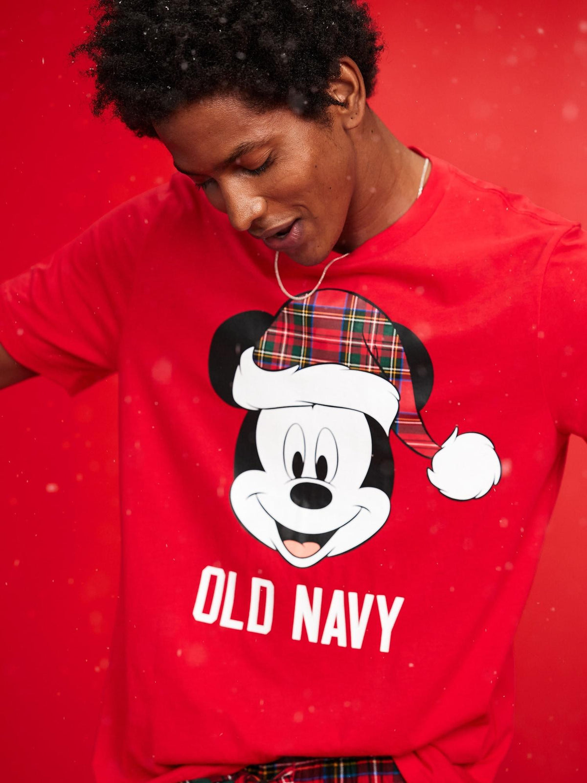 Old Navy x Disney Holiday-Graphic T-Shirt