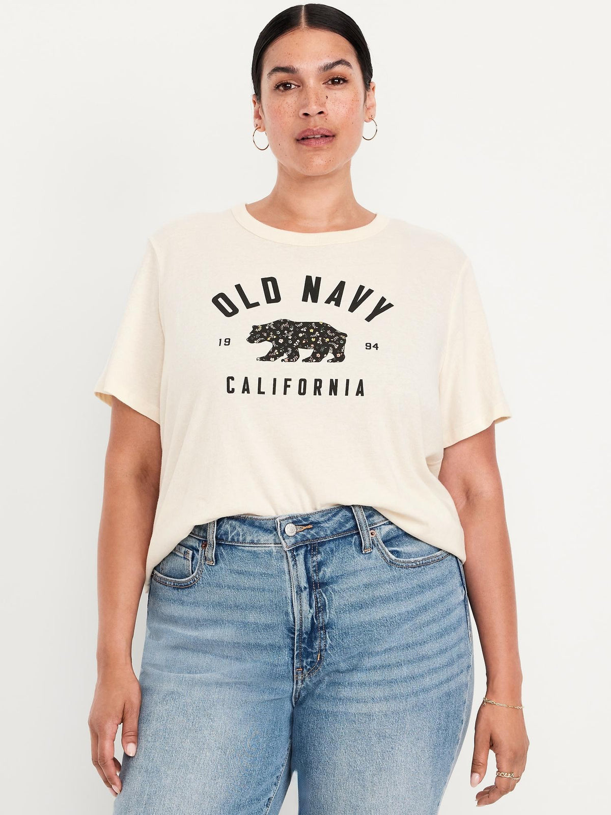 Old Navy Women's EveryWear Logo-Graphic T-Shirt