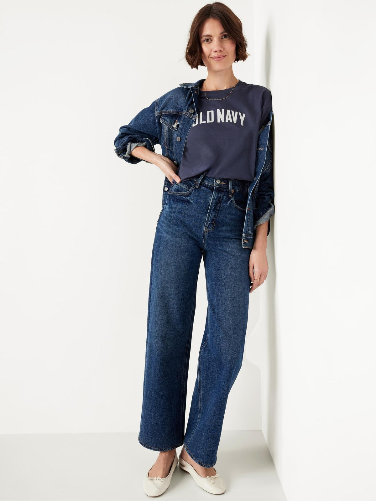 Vintage Crew-Neck Logo-Graphic T-Shirt