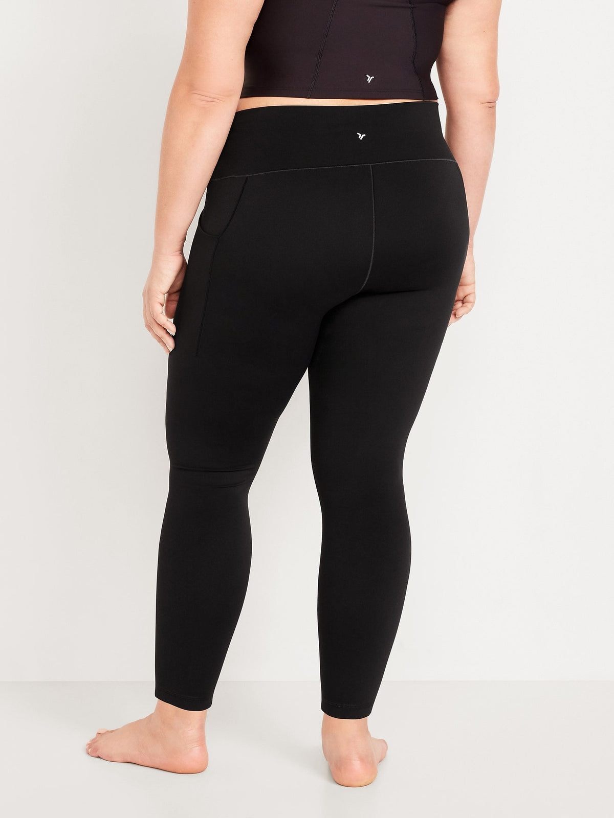 High-Waisted StudioSmooth 7/8 Pocket Leggings