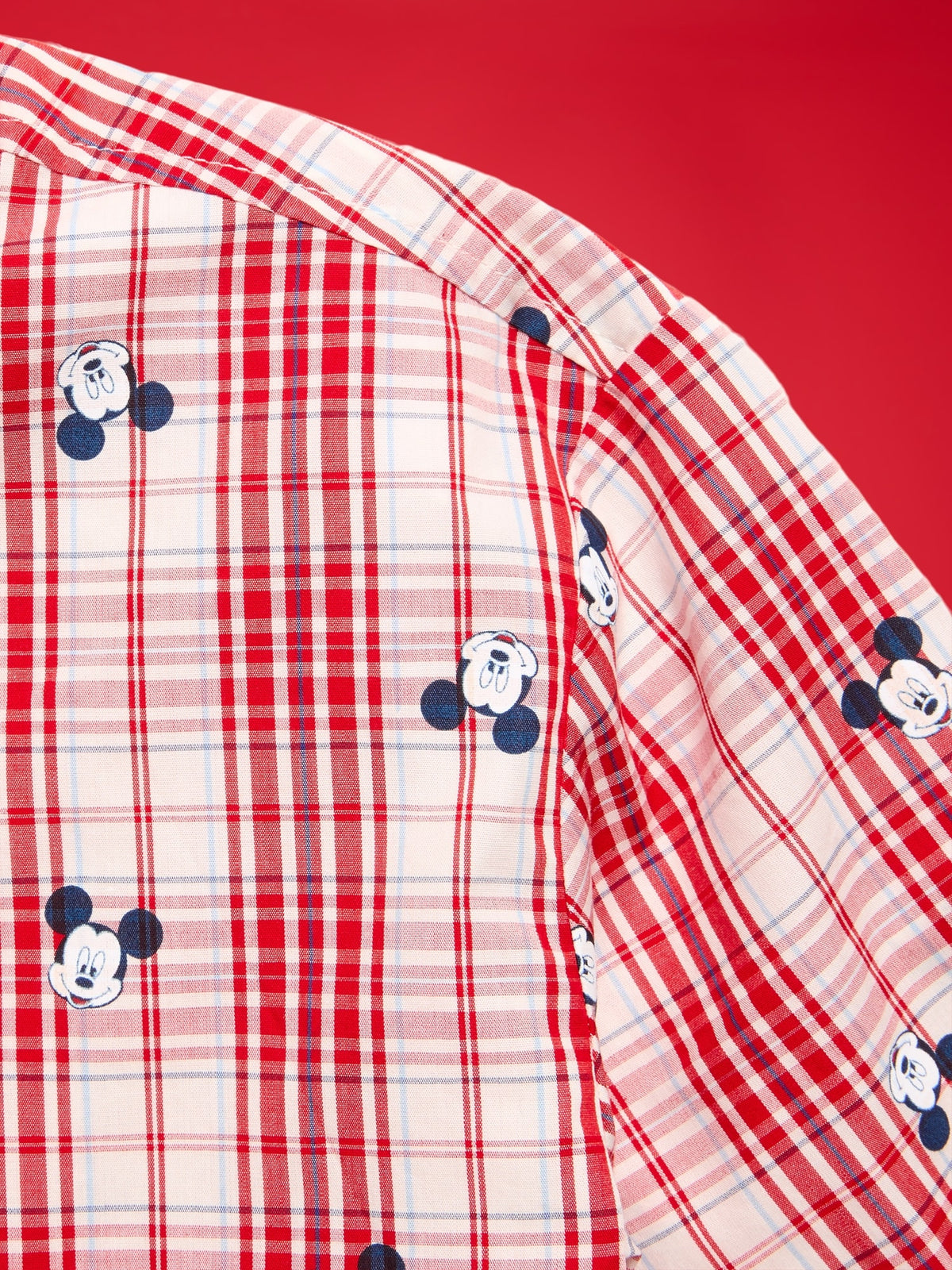 White/Red Plaid