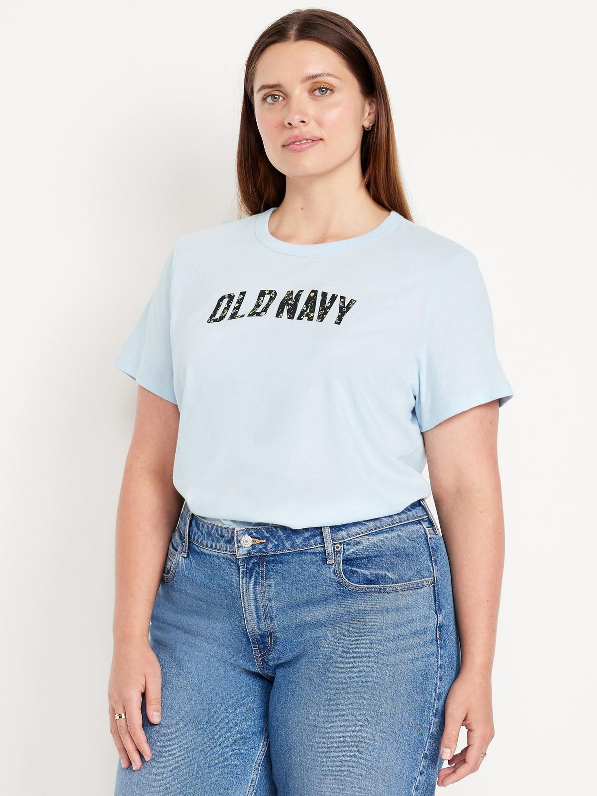 EveryWear Logo-Graphic T-Shirt