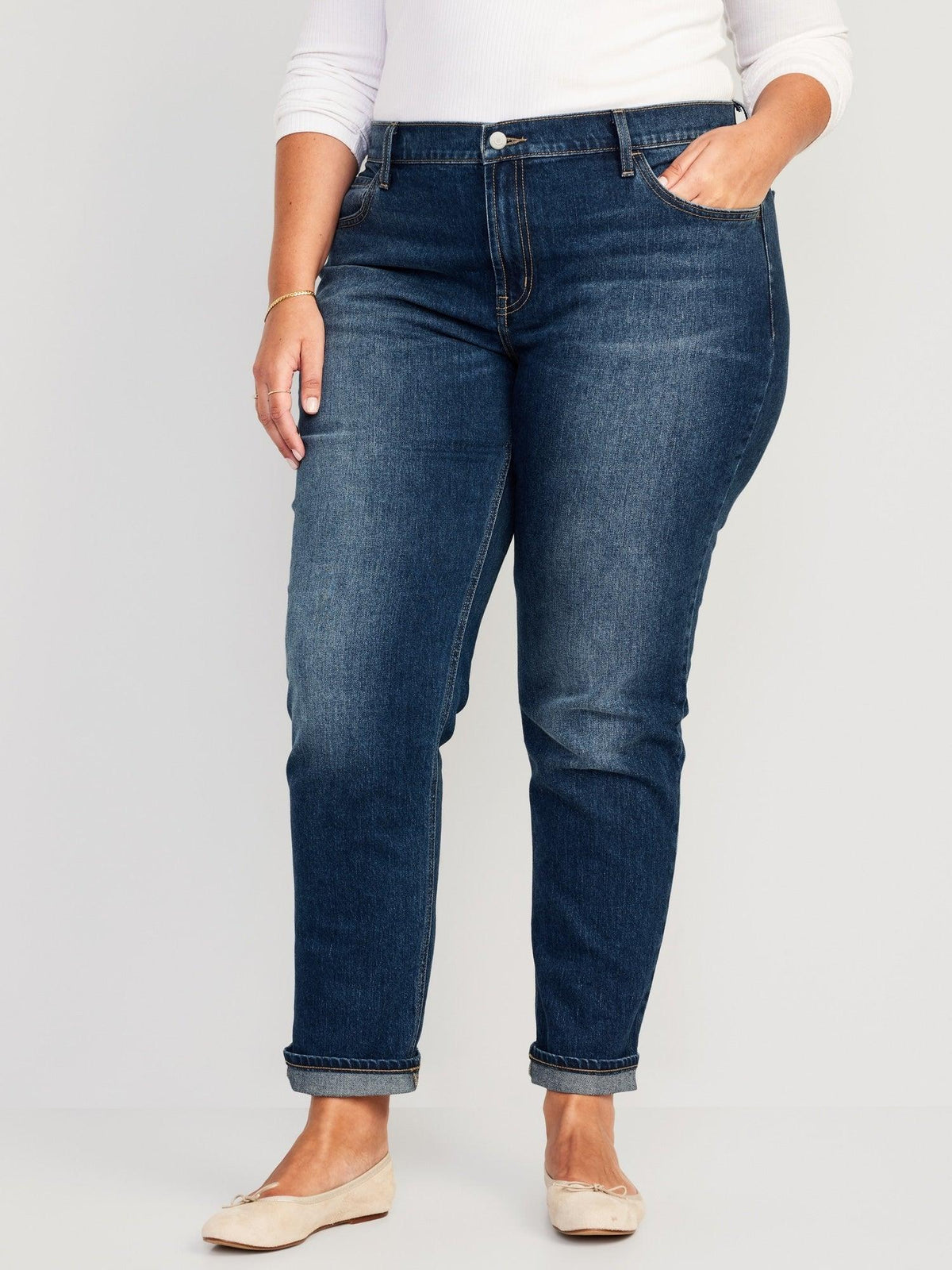 Mid-Rise Wow Boyfriend Straight Jeans for Women