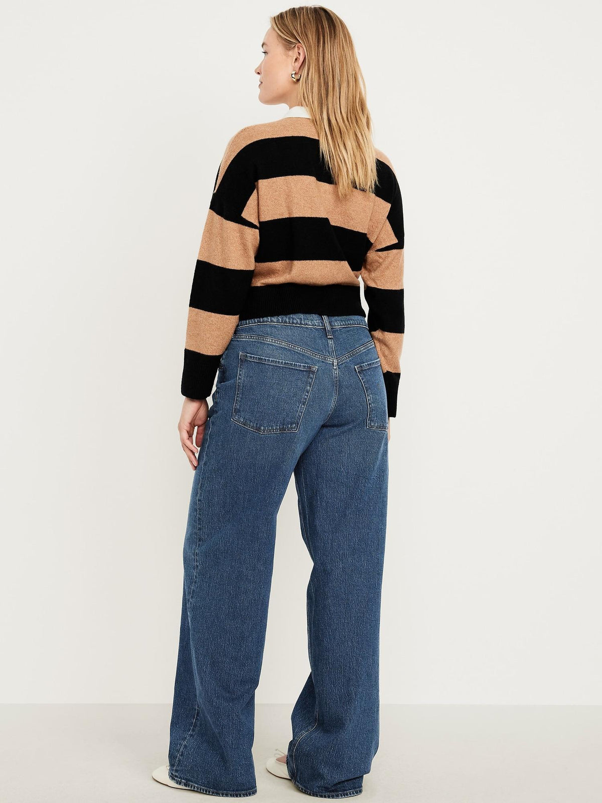 Mid-Rise Slouchy Wide-Leg Jeans